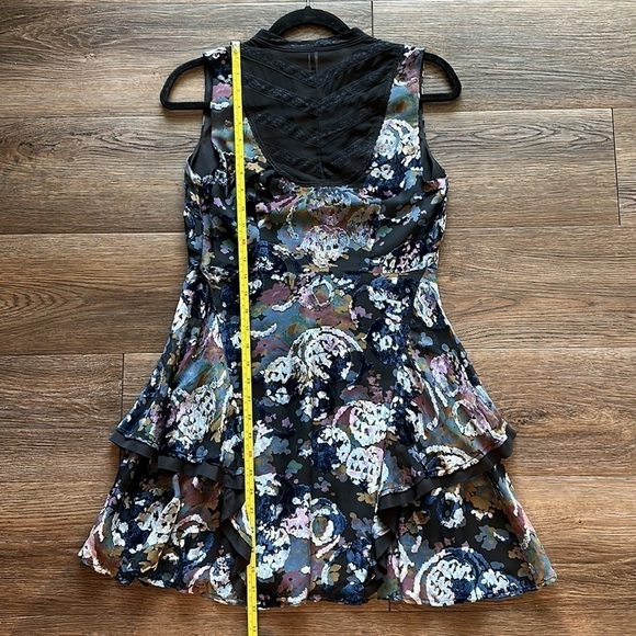 FREE PEOPLE Black velvety and lace flowy dress size 4 - Picture 10 of 12